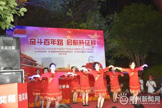 辽宁迎降雪天气,本溪市积极采取除雪措施,市民:效率高,比较满意