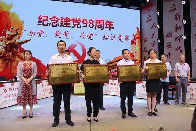 浙江省发现一例H3N2与H10N5混合感染病例